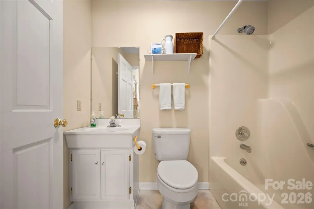 64 Persimmon Hill Drive Columbus, NC 28722