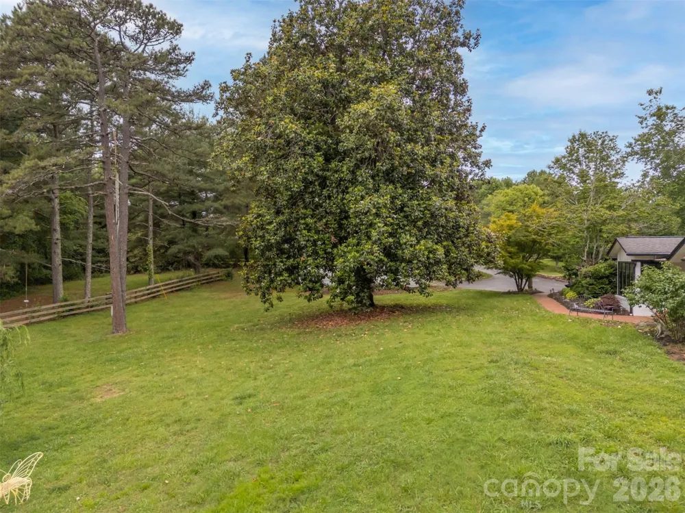64 Persimmon Hill Drive Columbus, NC 28722