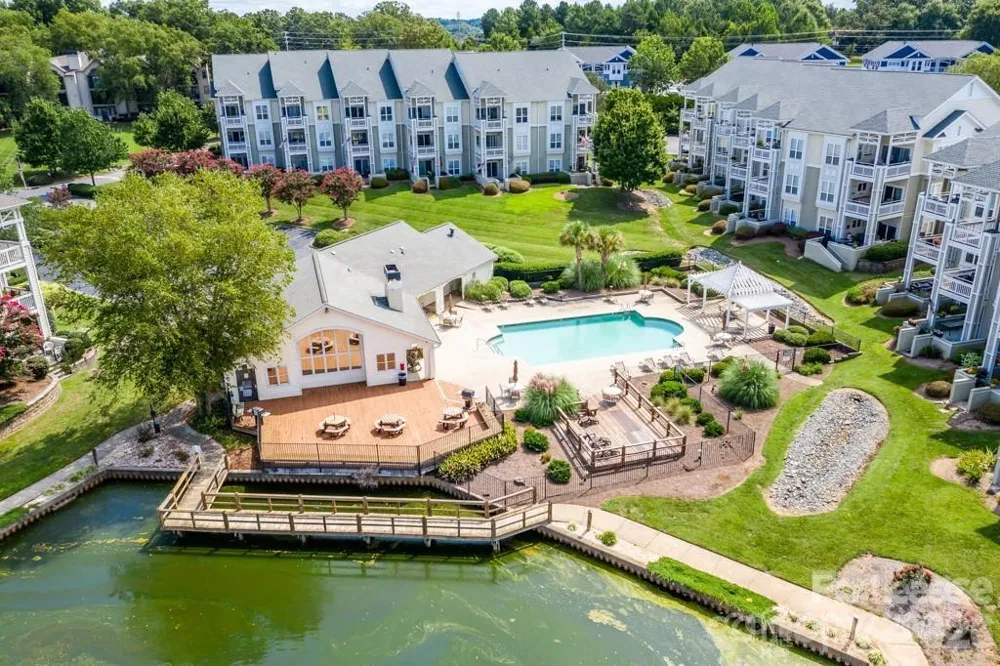 18709 Nautical Drive #206 Cornelius, NC 29031
