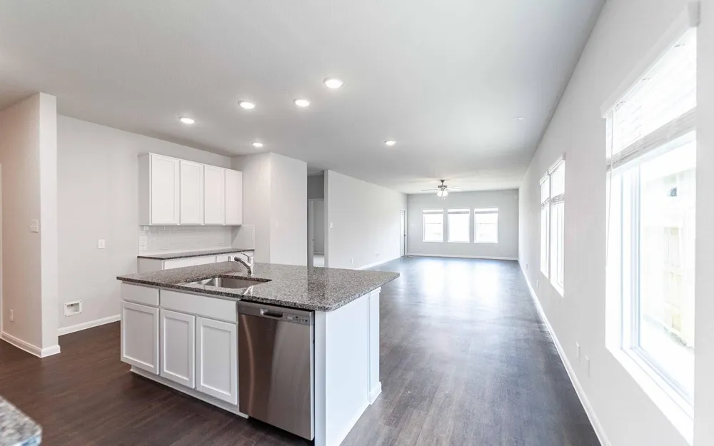 4315 Maple Root Lane Pinehurst, TX 77362