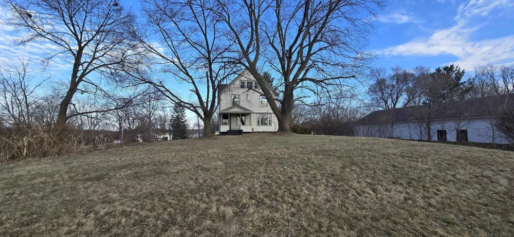 205 S Dettman Road Leoni Township, MI 49203