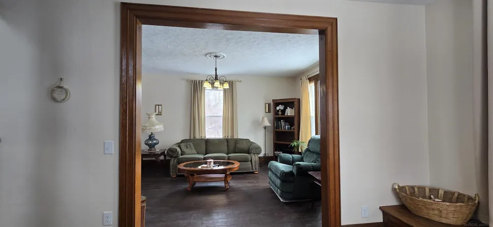 205 S Dettman Road Leoni Township, MI 49203