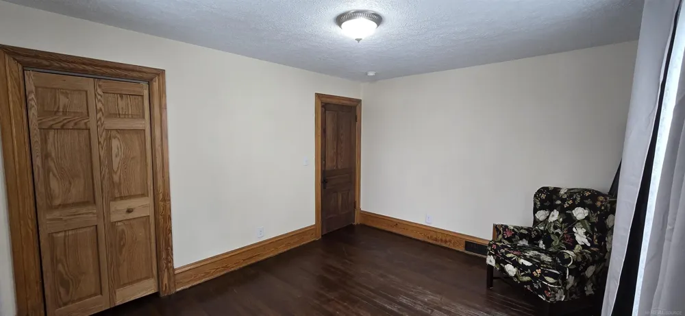 205 S Dettman Road Leoni Township, MI 49203