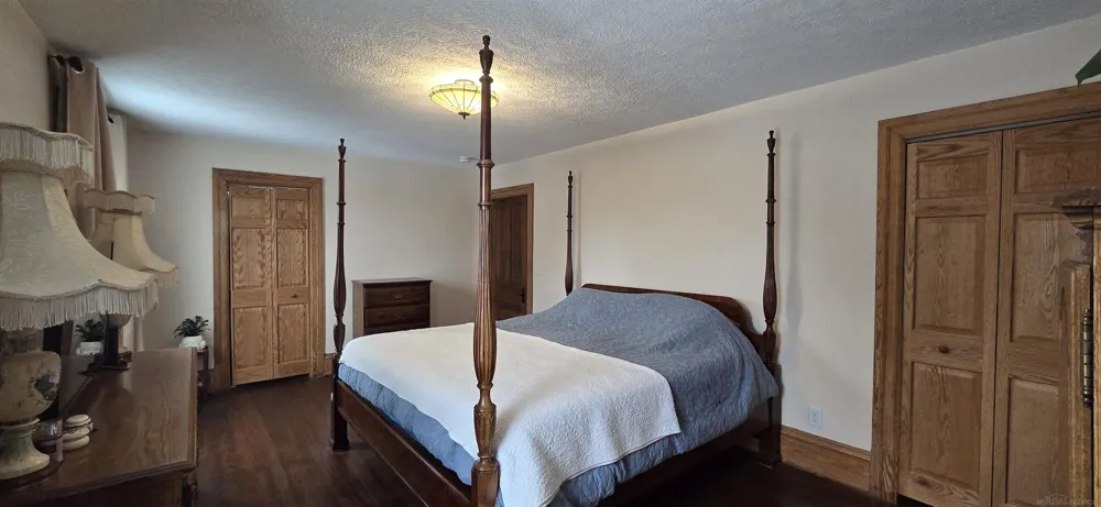 205 S Dettman Road Leoni Township, MI 49203