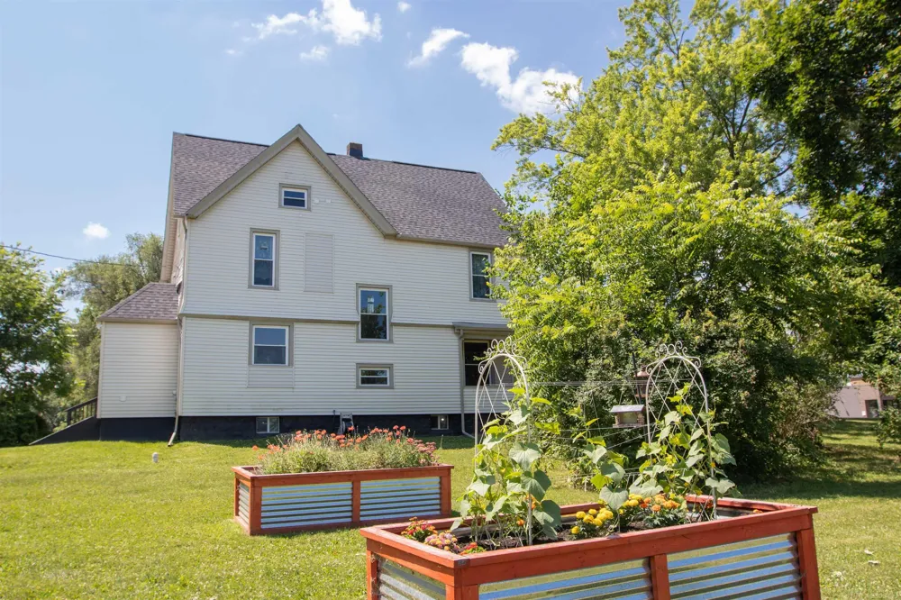 205 S Dettman Road Leoni Township, MI 49203