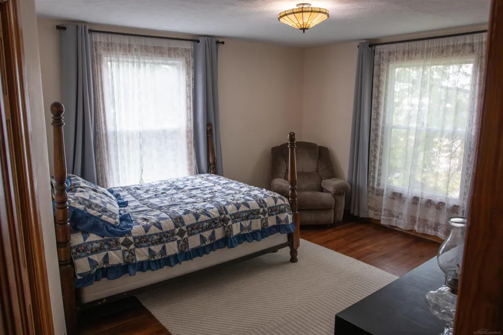 205 S Dettman Road Leoni Township, MI 49203