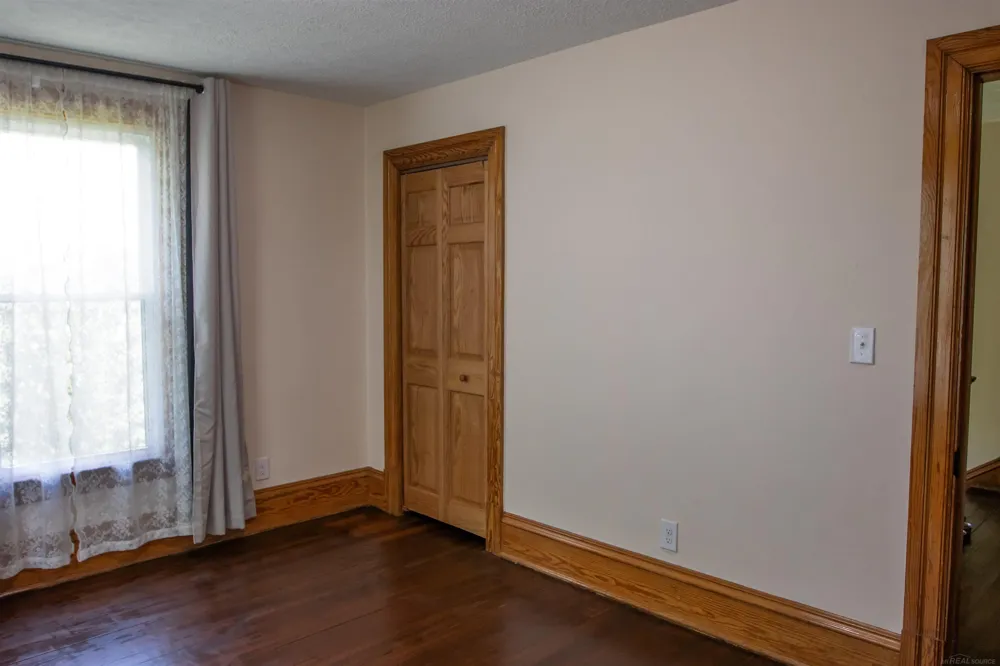 205 S Dettman Road Leoni Township, MI 49203