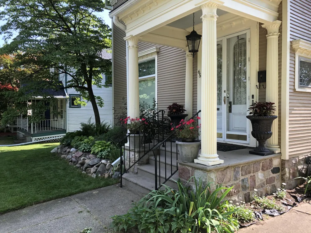 65 S Howell Street Hillsdale City, MI 49242