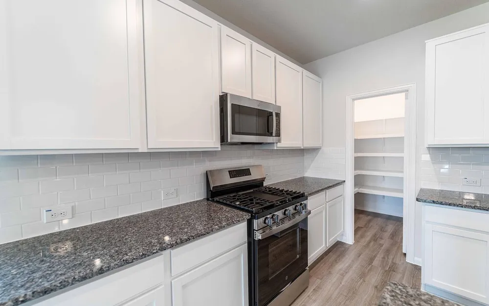 4326 Maple Root Lane Pinehurst, TX 77362