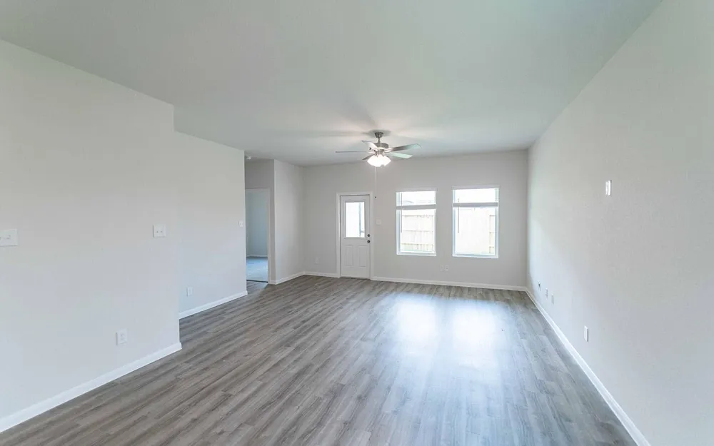 4326 Maple Root Lane Pinehurst, TX 77362