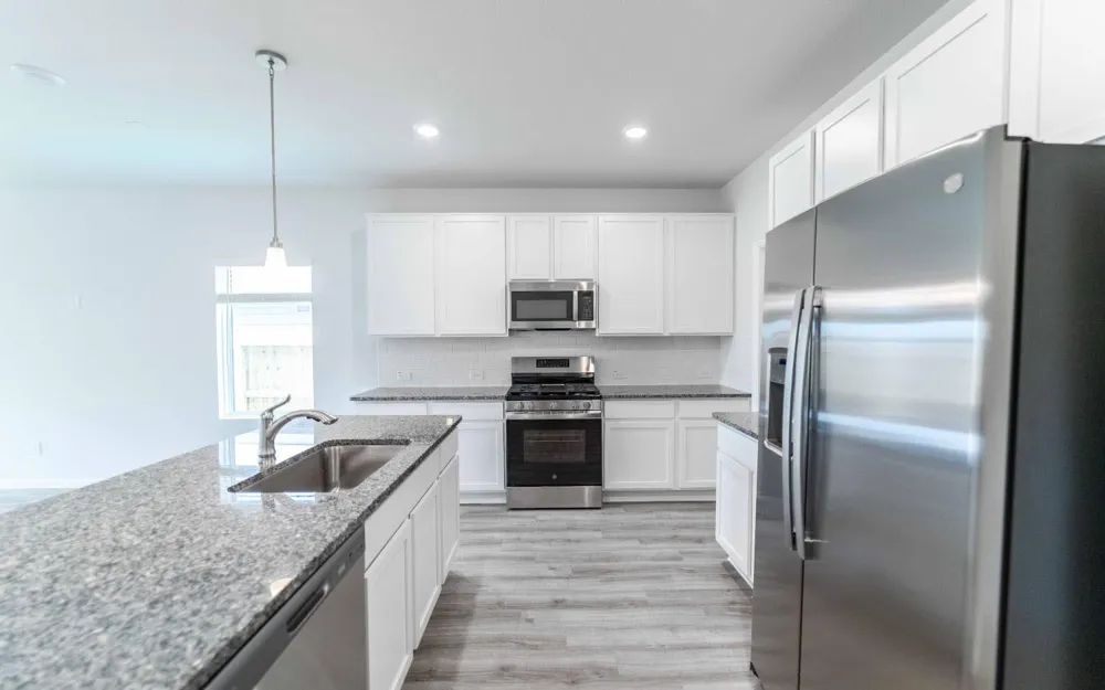 4326 Maple Root Lane Pinehurst, TX 77362