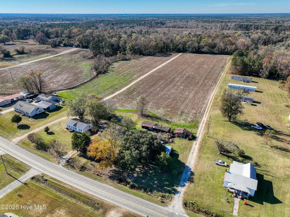 125 Plina Lane Beulaville, NC 28518