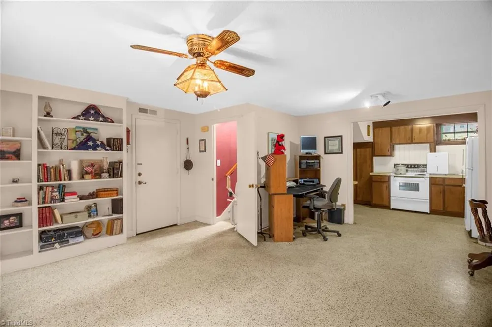 5630 Clinedale Court Pfafftown, NC 27040