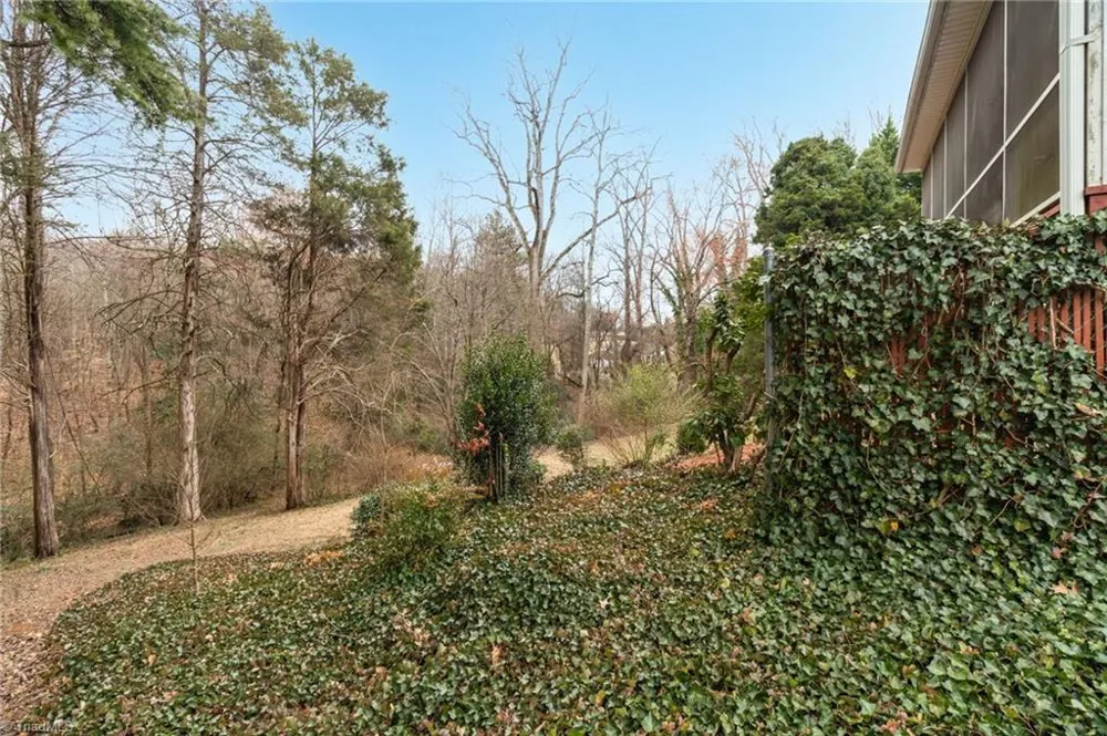 5630 Clinedale Court Pfafftown, NC 27040