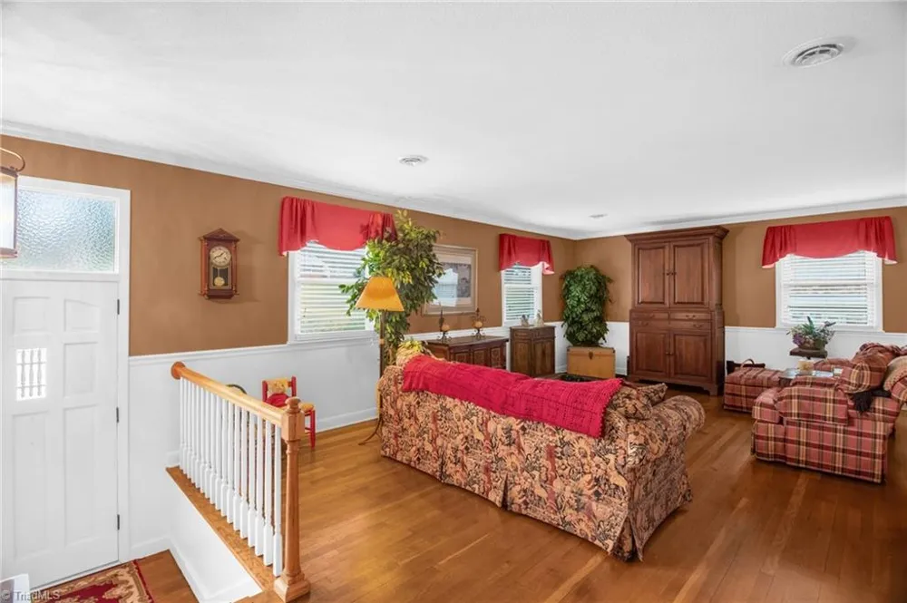 5630 Clinedale Court Pfafftown, NC 27040