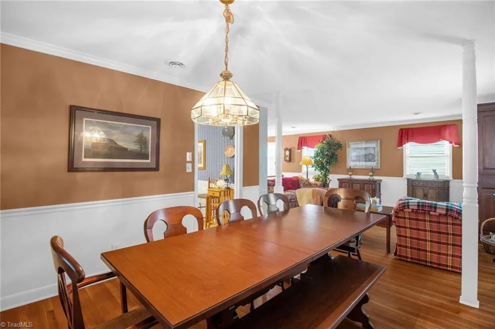 5630 Clinedale Court Pfafftown, NC 27040