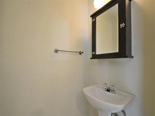 13533 Oregon Flats Trail Austin, TX 78727
