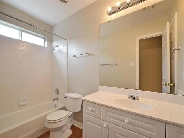 13533 Oregon Flats Trail Austin, TX 78727