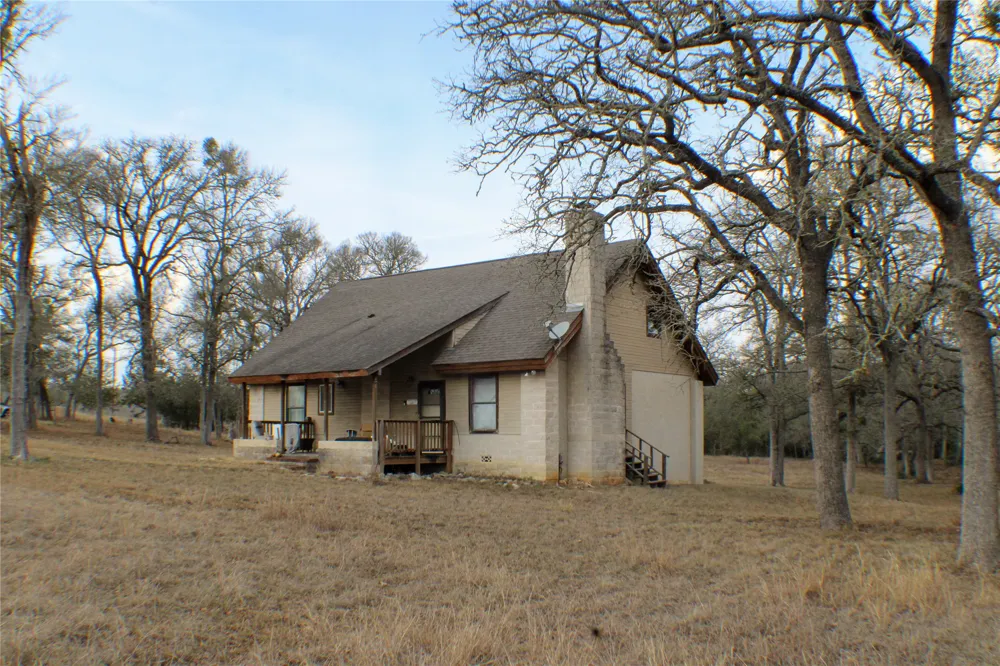 158 Synergy Drive #C Bastrop, TX 78602
