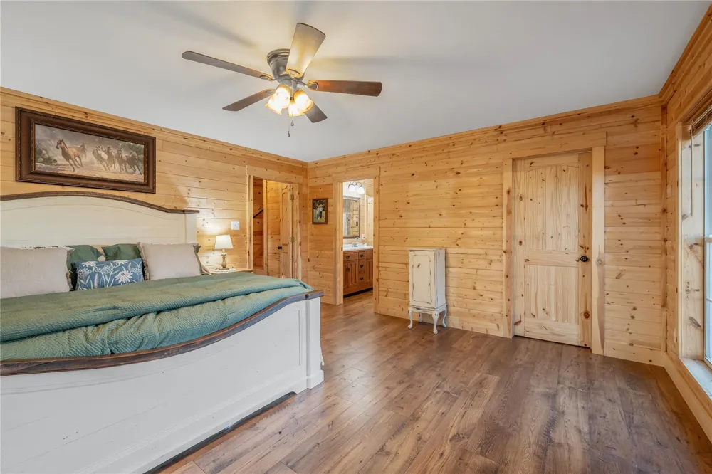 6751 Cr 4710 Larue, TX 75770