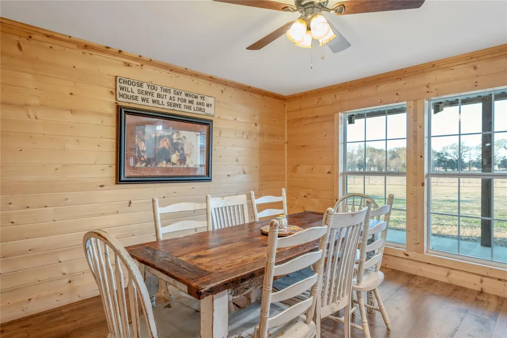 6751 Cr 4710 Larue, TX 75770