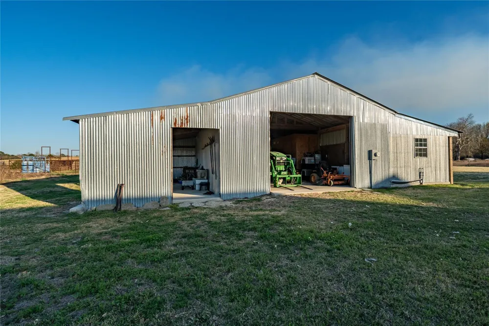 6751 Cr 4710 Larue, TX 75770