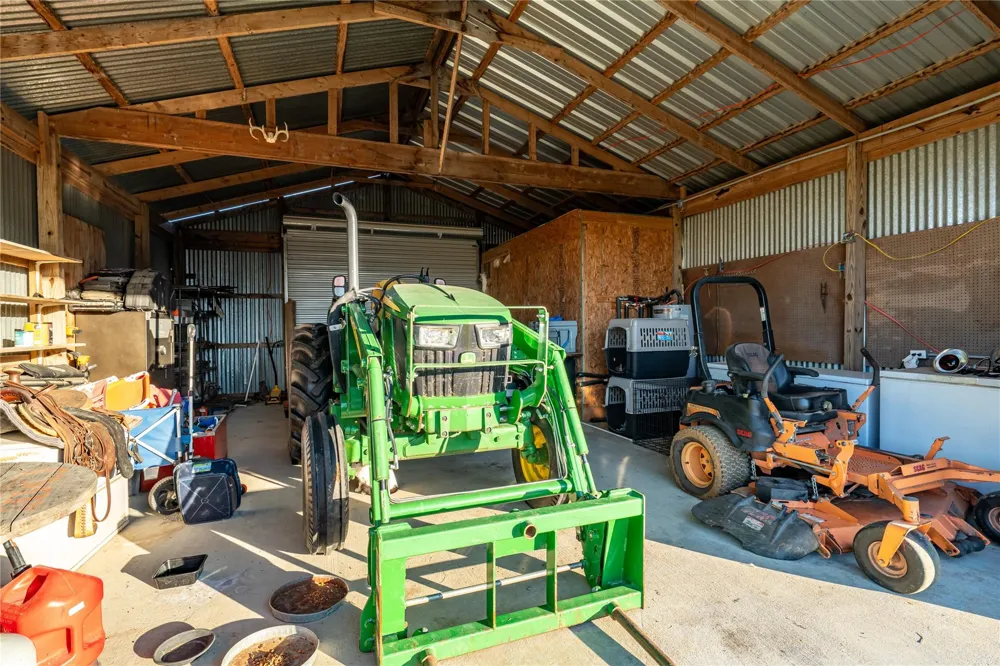 6751 Cr 4710 Larue, TX 75770