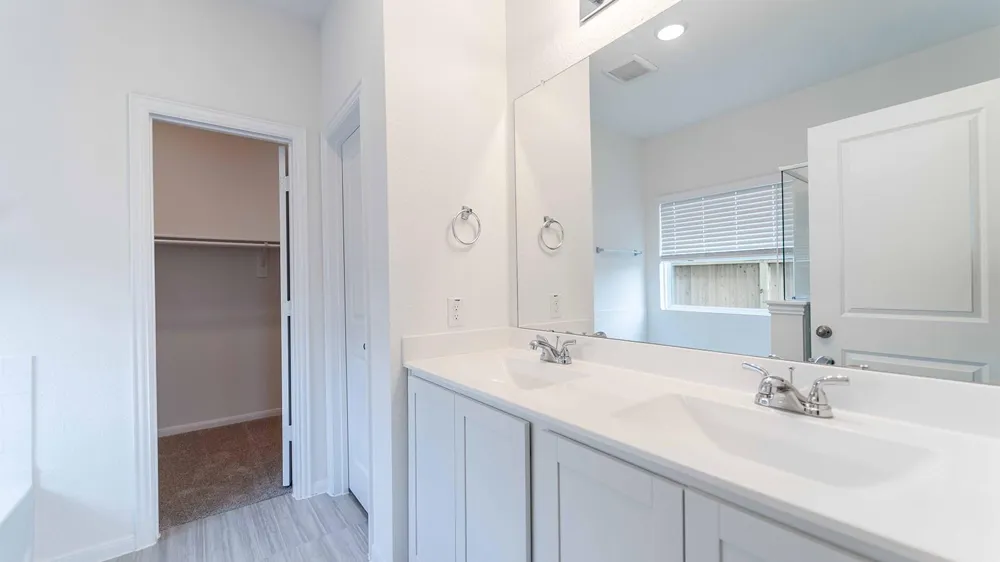 4610 Coral Bean Street Pinehurst, TX 77362