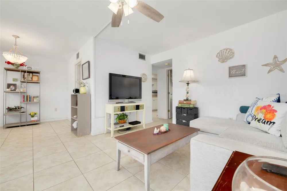 1001 77TH AVENUE #112 St Petersburg, FL 33702