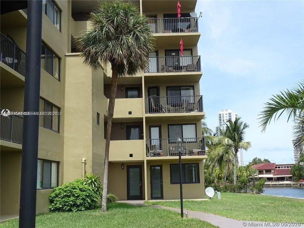 301 Golden Isles Dr #109 Hallandale Beach, FL 33009