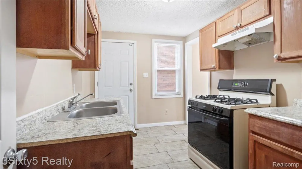 9 Myrtle Street River Rouge City, MI 48218