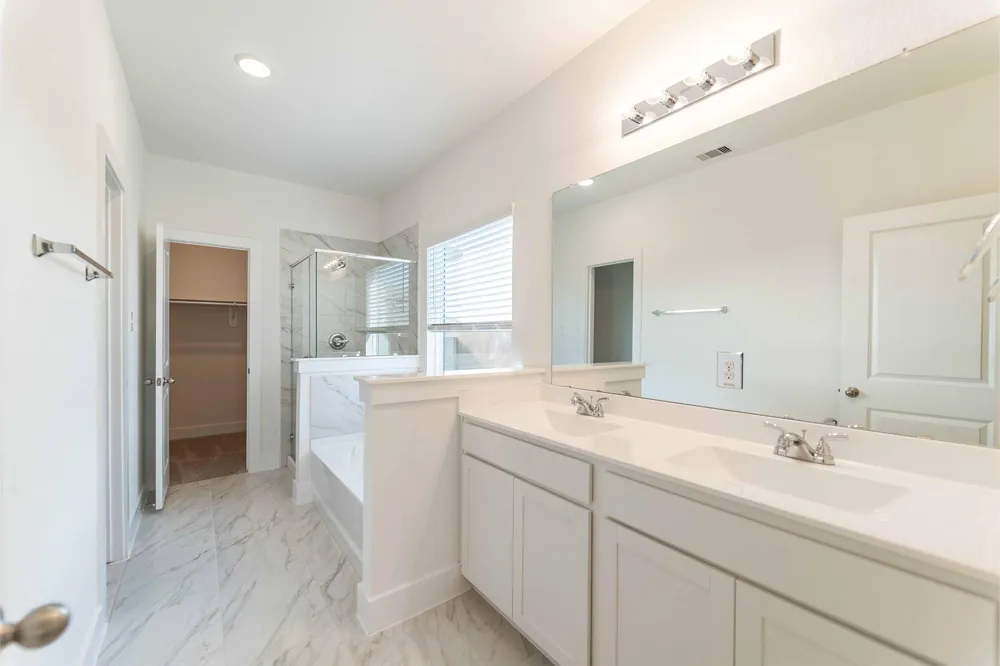 4639 Coral Bean Street Pinehurst, TX 77362