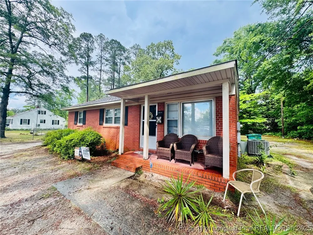 803 Floyd Street Fairmont, NC 28340