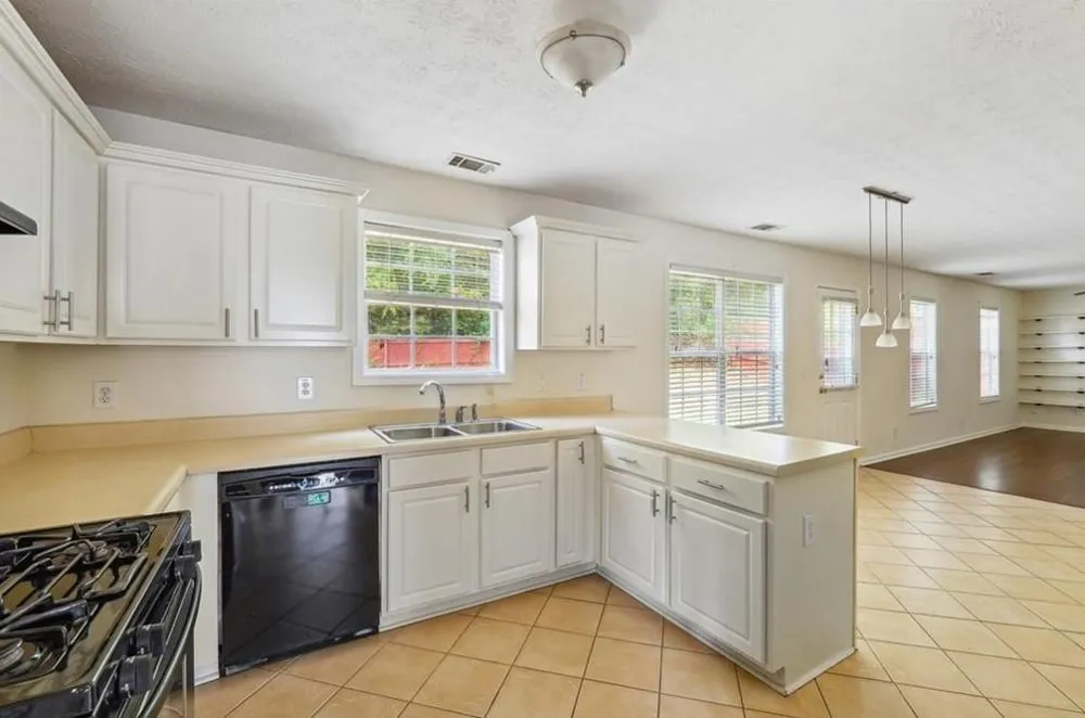 4255 Old House Drive Conley, GA 30288