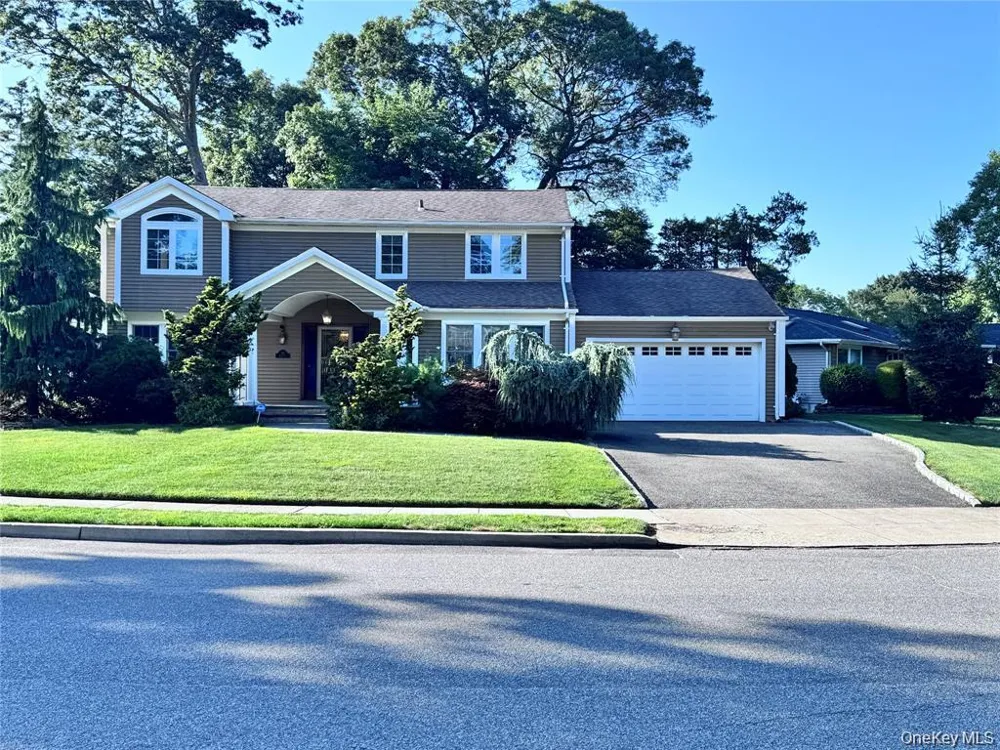 35 Moss Lane Jericho, NY 11753