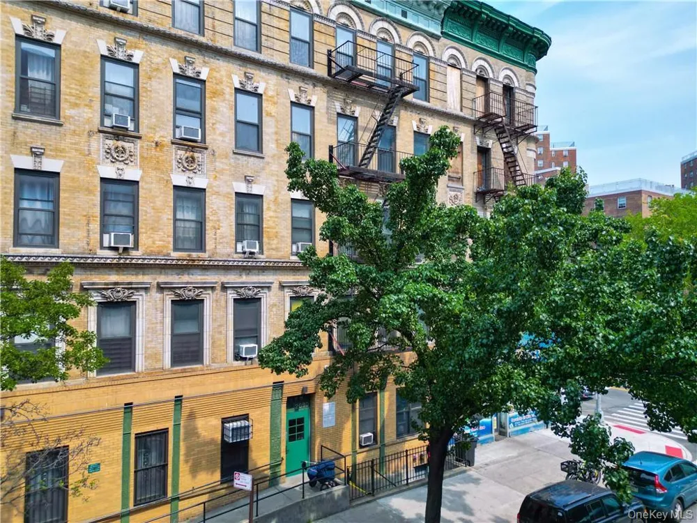 2090 Madison Avenue #4D New York (Manhattan), NY 10037