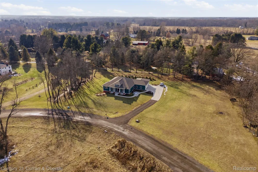 943 Serenity Way Scio Township, MI 48103