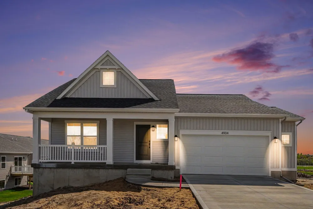 4904 Bethpage Drive NW Alpine Township, MI 49321