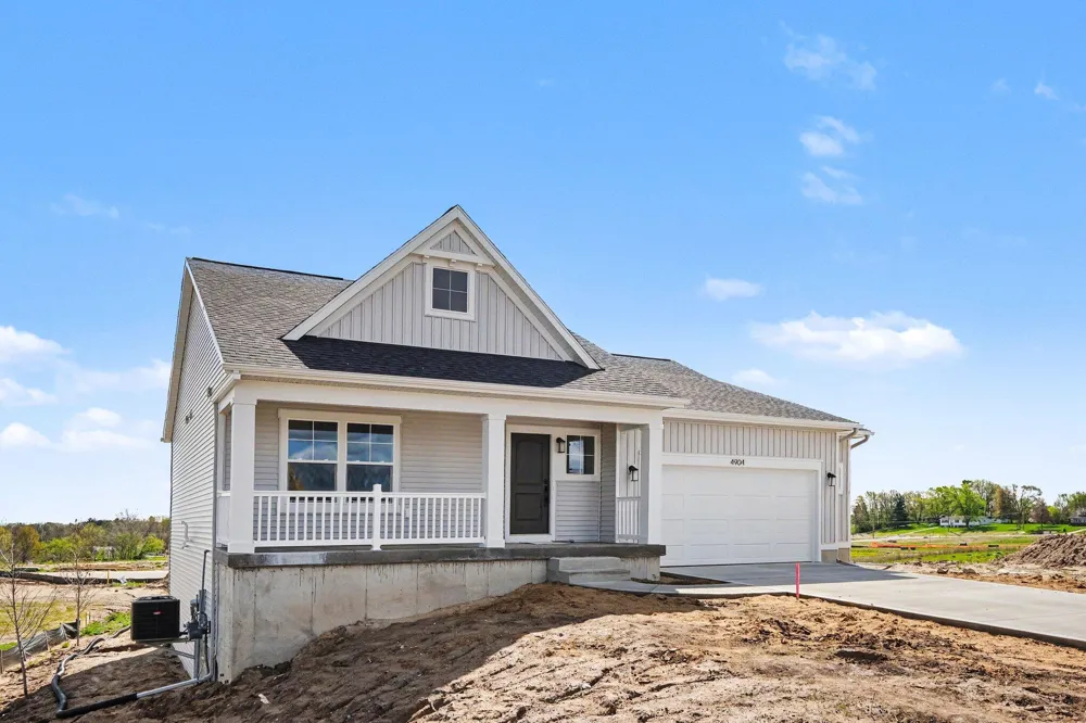 4904 Bethpage Drive NW Alpine Township, MI 49321