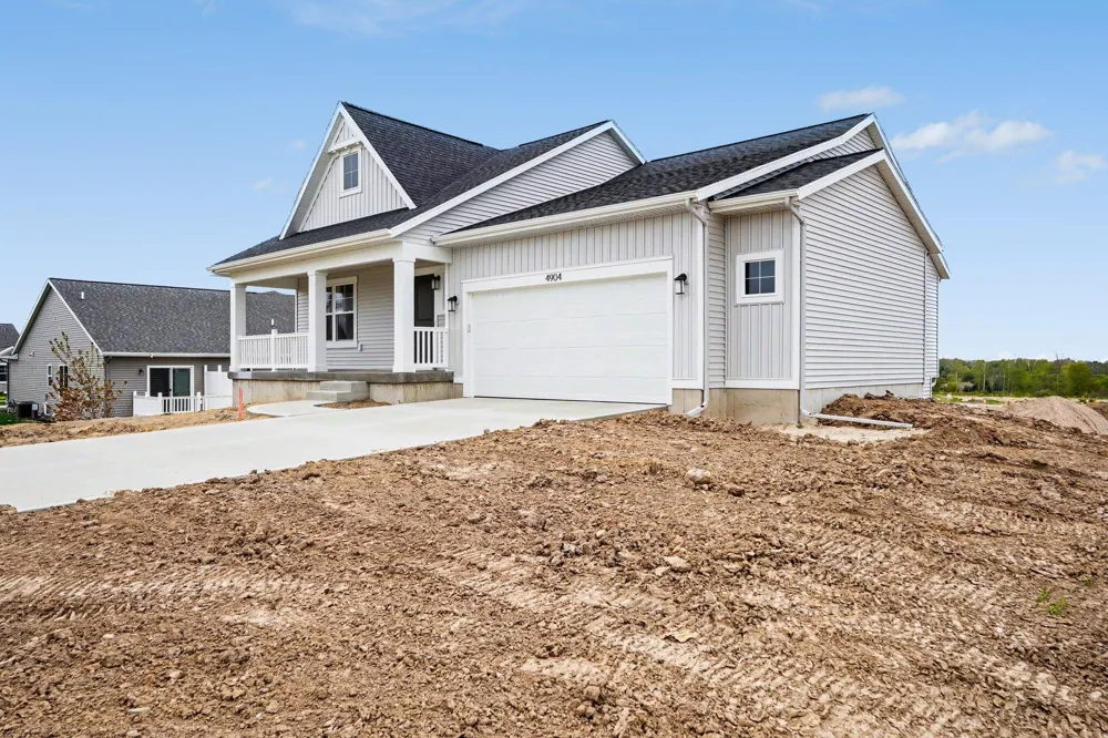 4904 Bethpage Drive NW Alpine Township, MI 49321