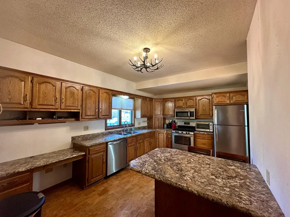 420 Freeman Avenue Luverne, MN 56156