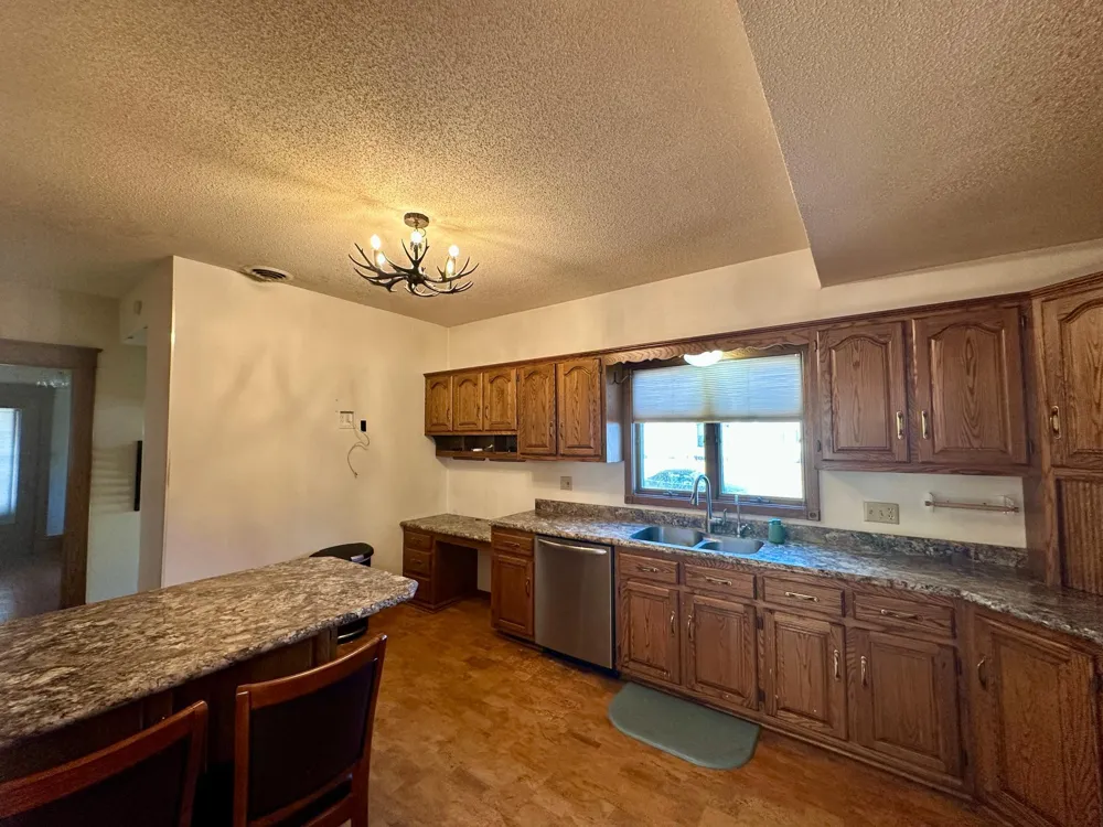 420 Freeman Avenue Luverne, MN 56156
