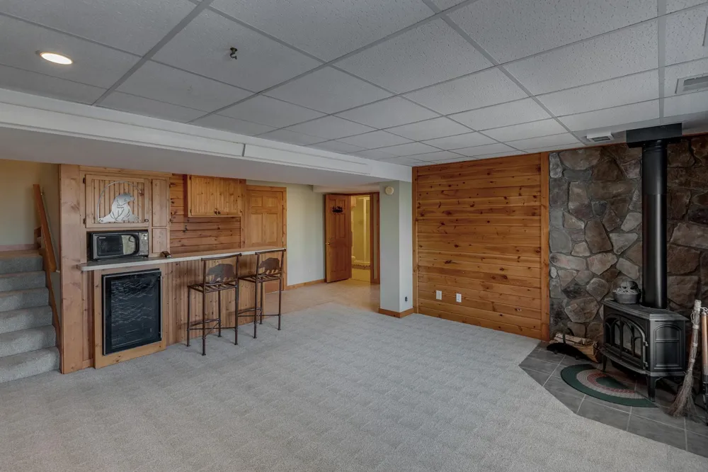 2064 W View Drive NW Walker, MN 56484