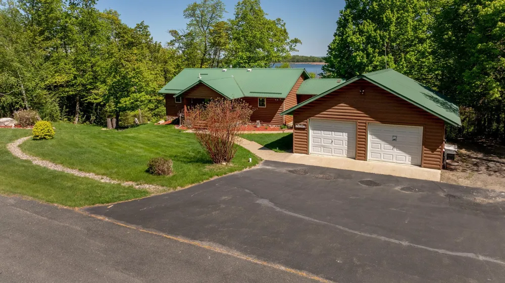 2064 W View Drive NW Walker, MN 56484