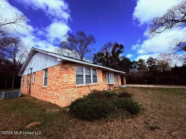 417 Franklinton Street Tylertown, MS 39667