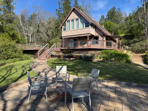 4405 Lake County Highway