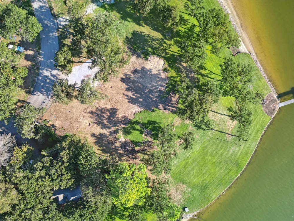 12420 Lake Forest Drive Azle, TX 76020