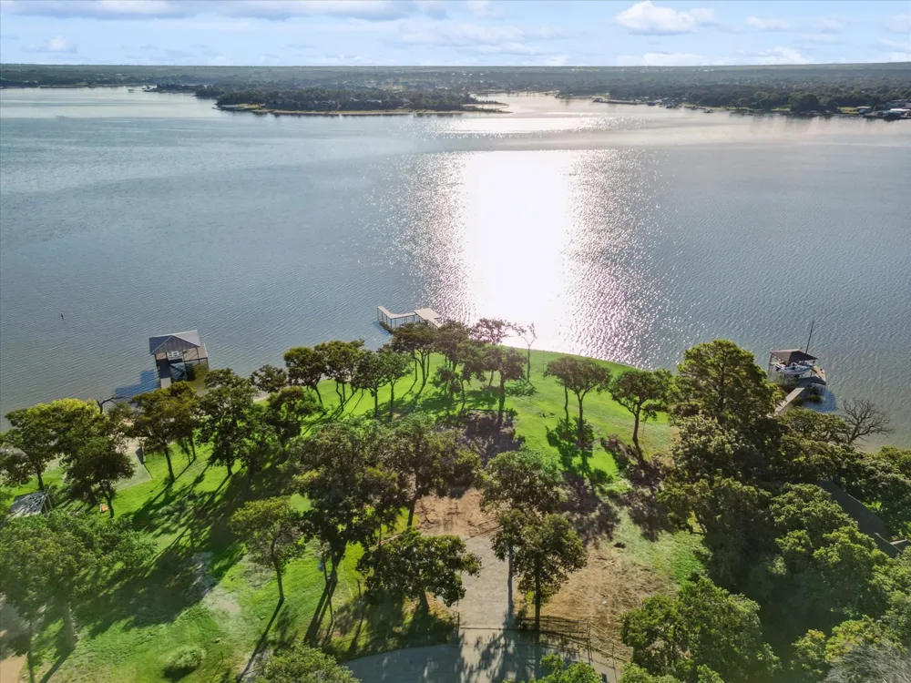 12420 Lake Forest Drive Azle, TX 76020