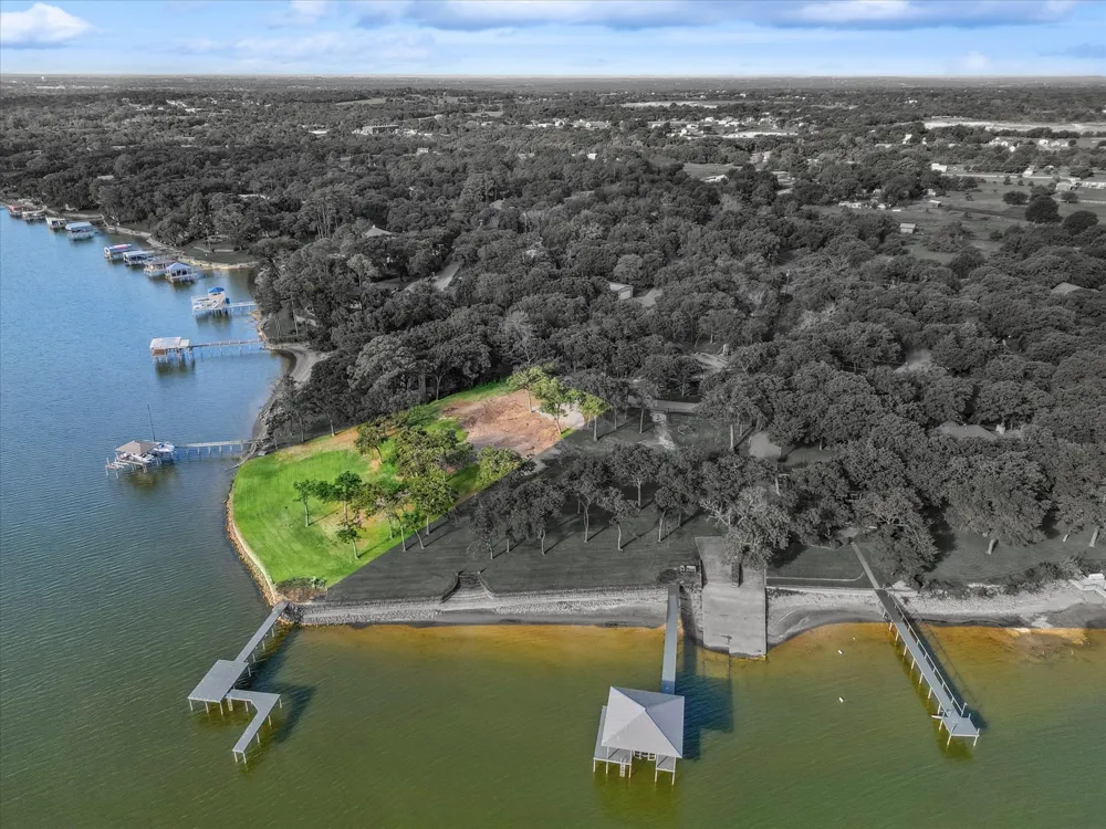 12420 Lake Forest Drive Azle, TX 76020