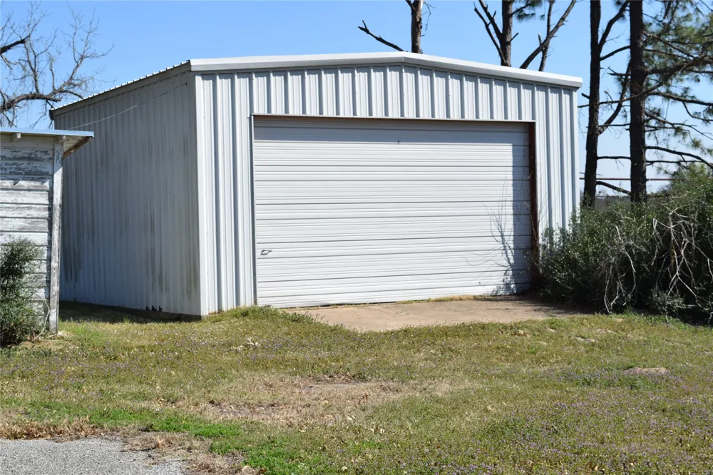 741 County Road 1222 Grand Saline, TX 75140